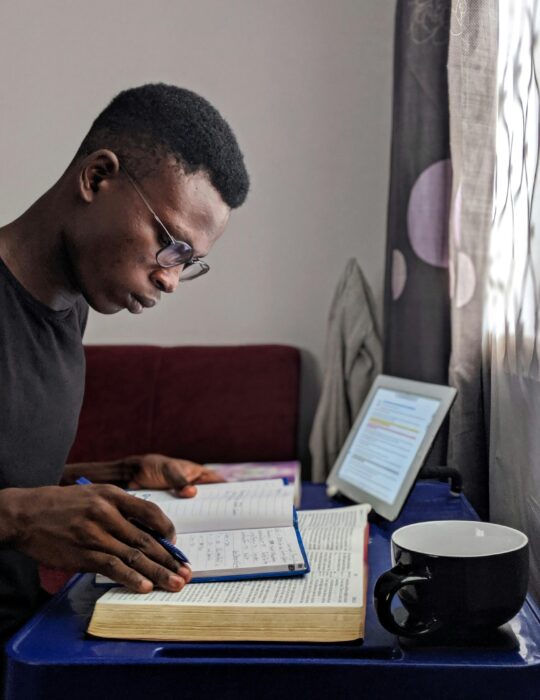 Réviser facilement avec des notes de cours universitaire